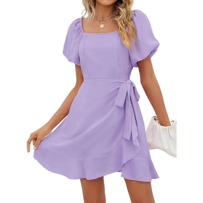 Sommerkleid mit Puffärmeln und Bindegürtel