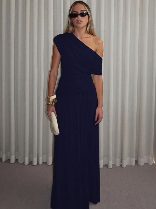 Robe longue de soirée à découpes asymétriques