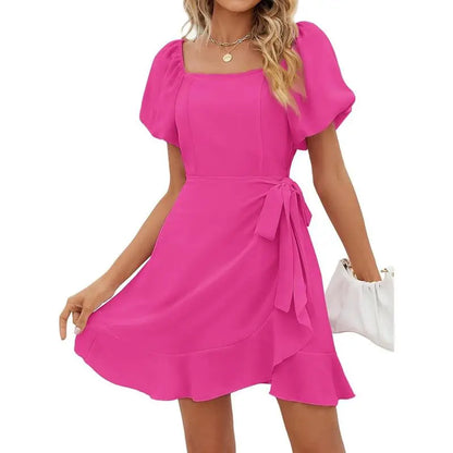 Sommerkleid mit Puffärmeln und Bindegürtel