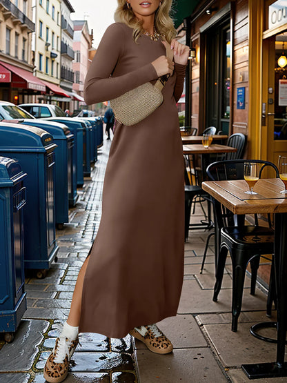 Löst sittande, slitsad maxiklänning för kvinnor