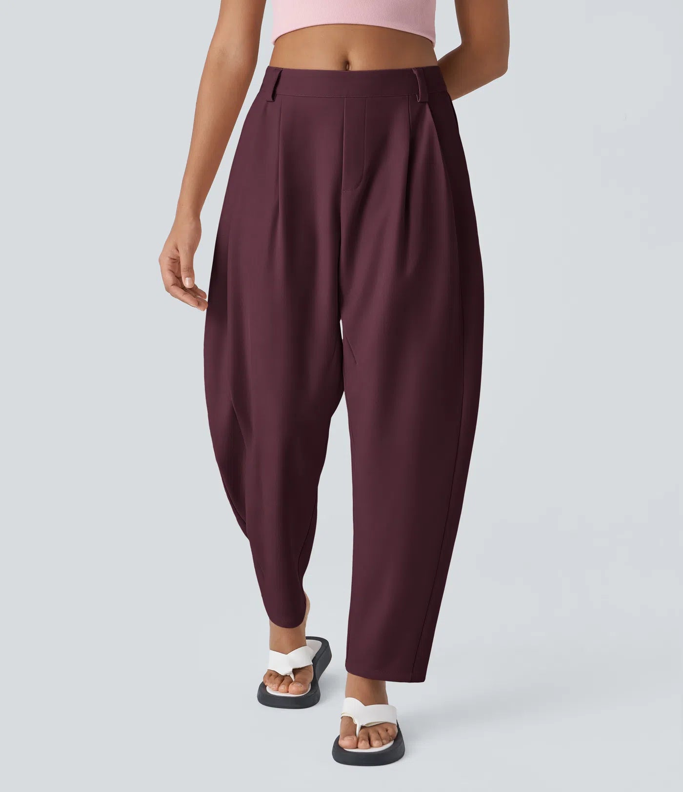 Dambyxor med medelhöjd midja, fickor och rundade ben – arbetsbyxor