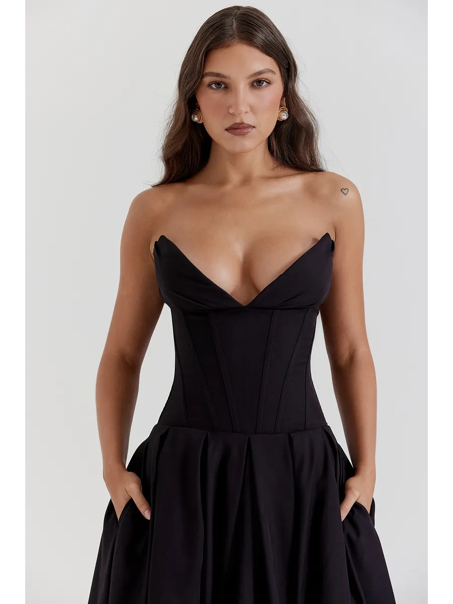 Robe mi-longue sans bretelles pour le printemps et l'été