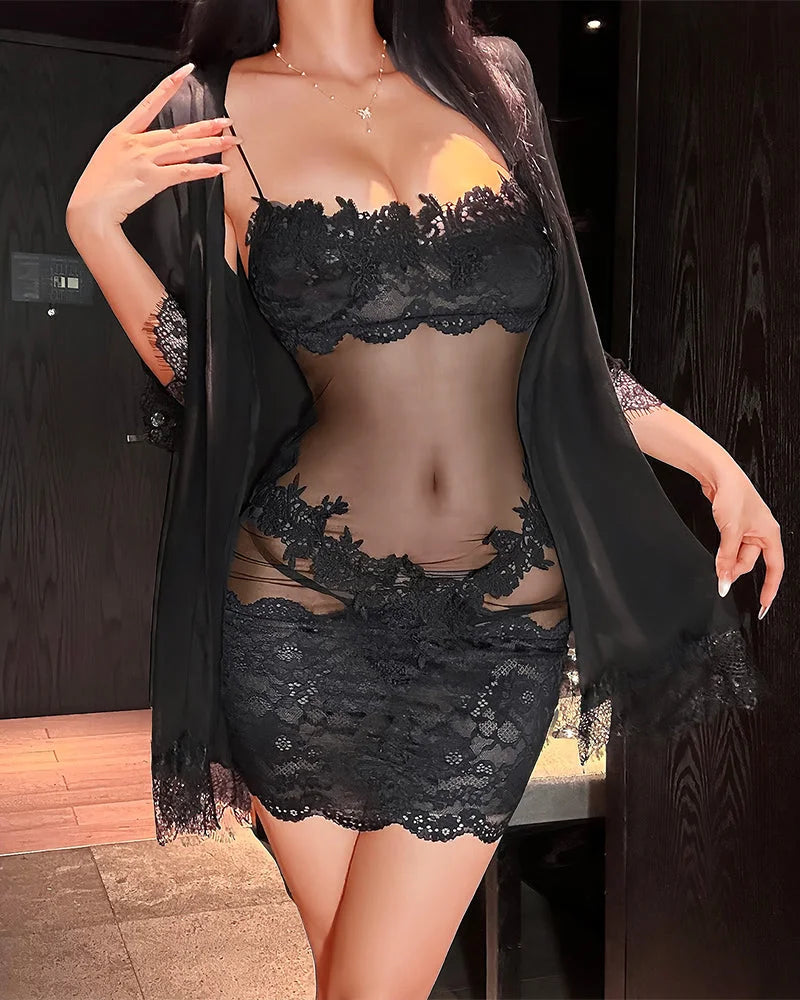 Ensemble de pyjama en dentelle et maille pour femme