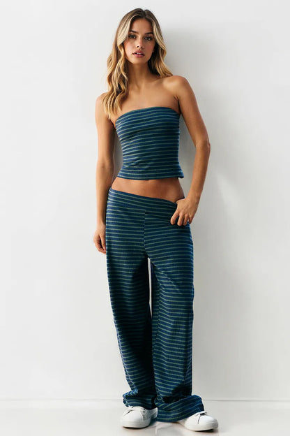 Set med randig tubtop och byxor med vida ben för damer