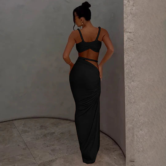 Tvådelat set för damer med tvinnade remmar