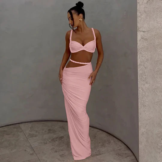 Tvådelat set för damer med tvinnade remmar