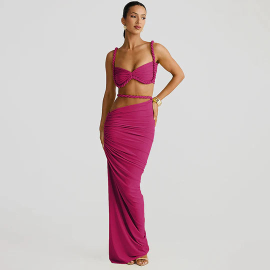 Tvådelat set för damer med tvinnade remmar