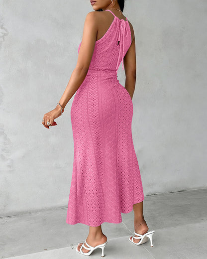 Robe à encolure dos nu, croisée sur le devant, en tricot jacquard texturé avec fente